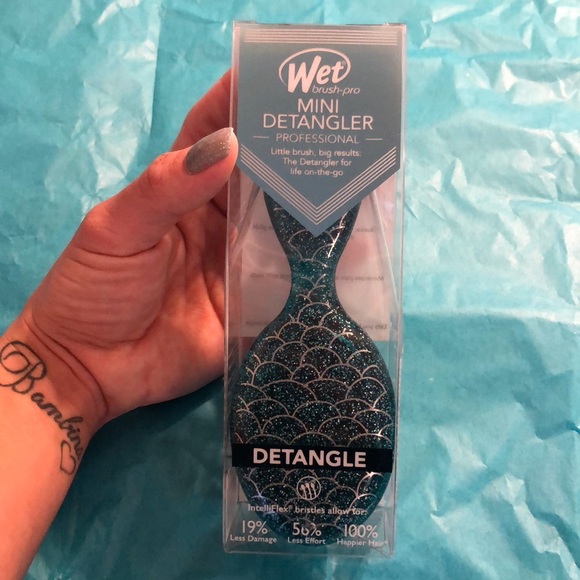 LAST ONE!♥️ LIMITED EDITION MINI WET-BRUSH - Picture 3 of 4